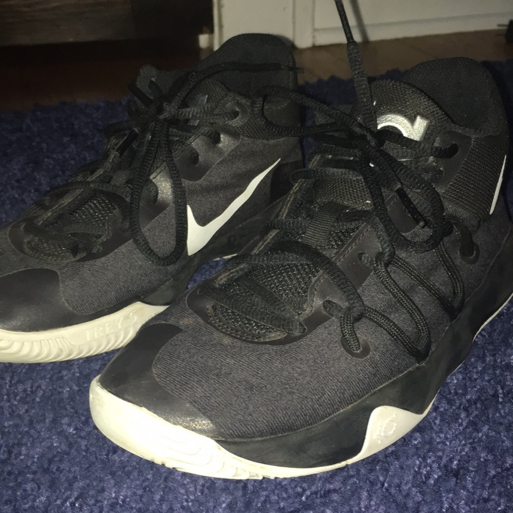 Nike KD Trey 5 V ‘Black’ Kids Size 5.5